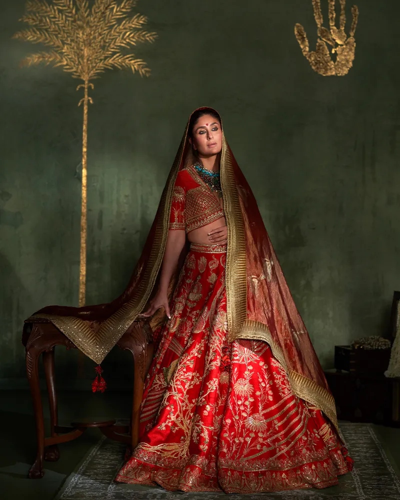 Prettiest Veil Trail Shots Of Brides That'll Give You A Maharani