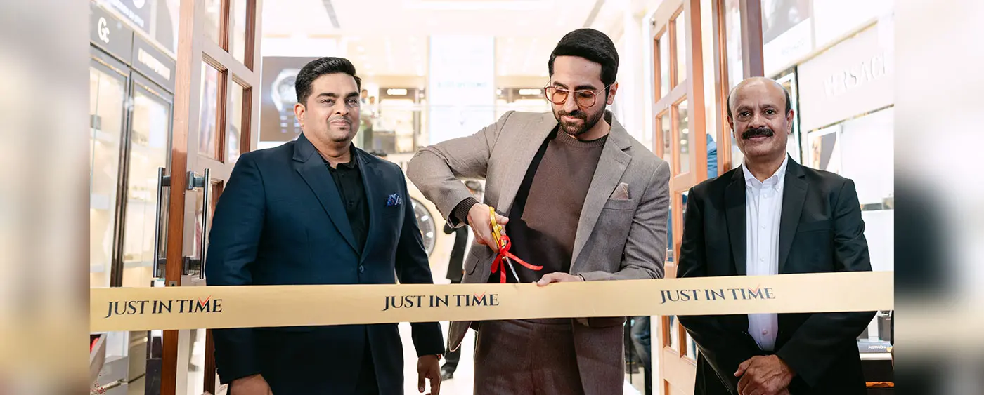 Ayushmann Khurrana Turns Heads in Delhi
